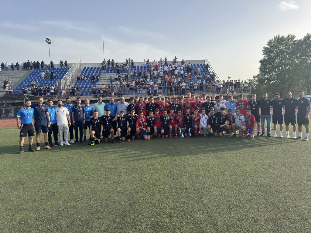Στην 2η θέση του πρωταθλήματος της ΕΠΣΑ τερμάτησε η Κ15 της ακαδημίας του ΟΦΗ