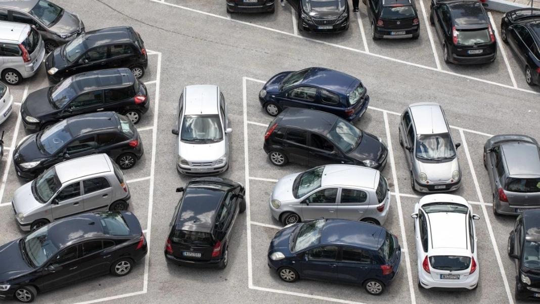 Έντονες αντιδράσεις για το ψηφιακό πελατολόγιο – Γιατί ζητούν απόσυρση τα Επιμελητήρια