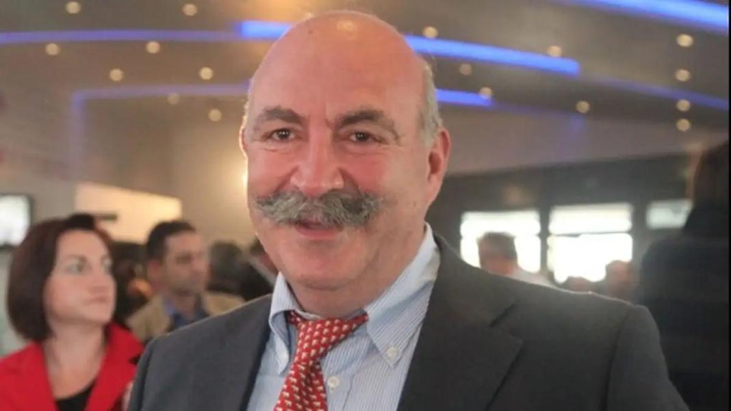 Χρήστος Μαυρίκης: Ο «Εθνικός Κοριός» του «βρώμικου ’89», οι τηλεφωνικές υποκλοπές του Ανδρέα Παπανδρέου και η απόπειρα δωροδοκίας Αρεοπαγίτη