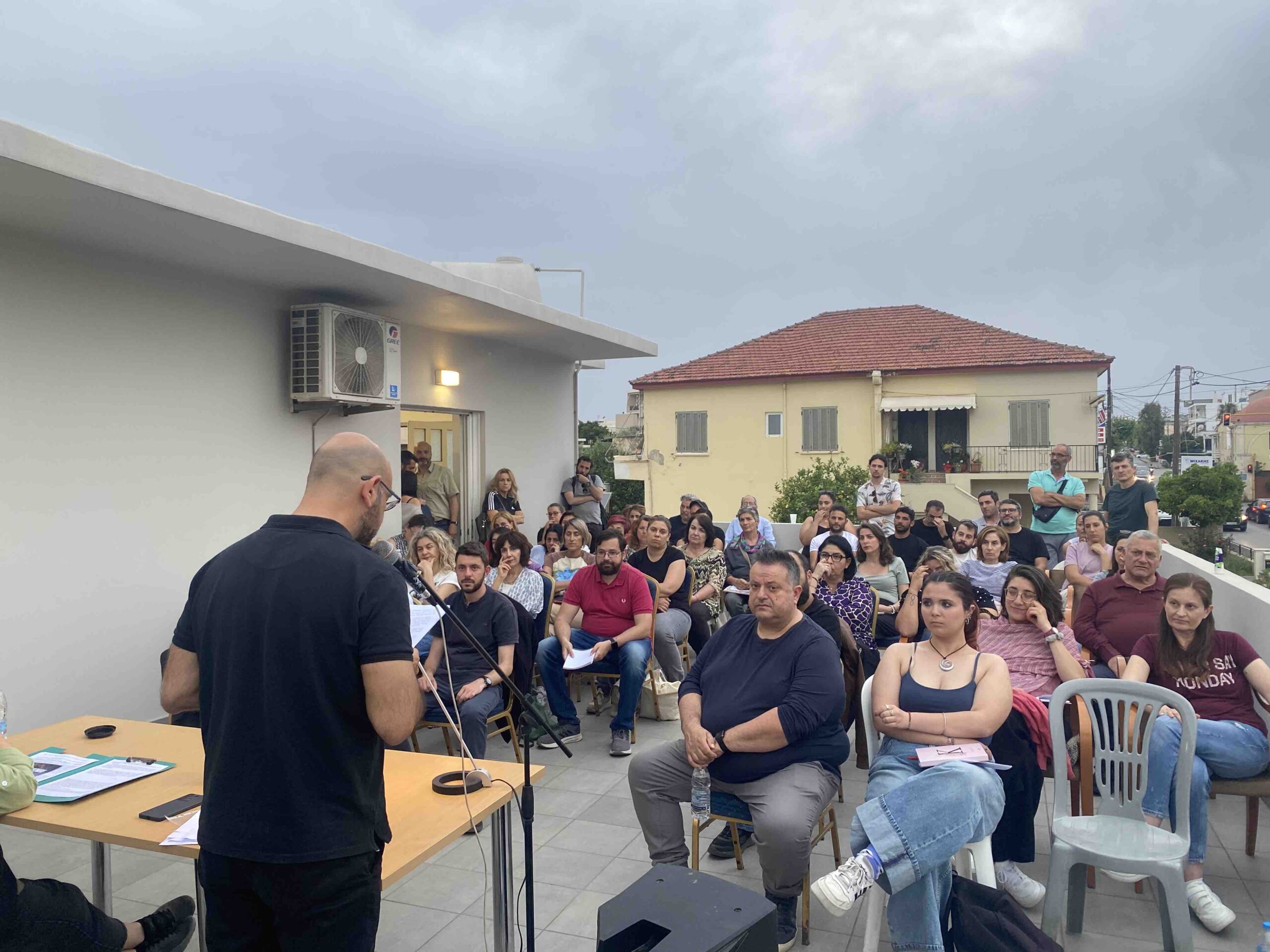 Με επιτυχία η εκδήλωση της ΚΟΒ Εκπαιδευτικών του ΚΚΕ στα Χανιά