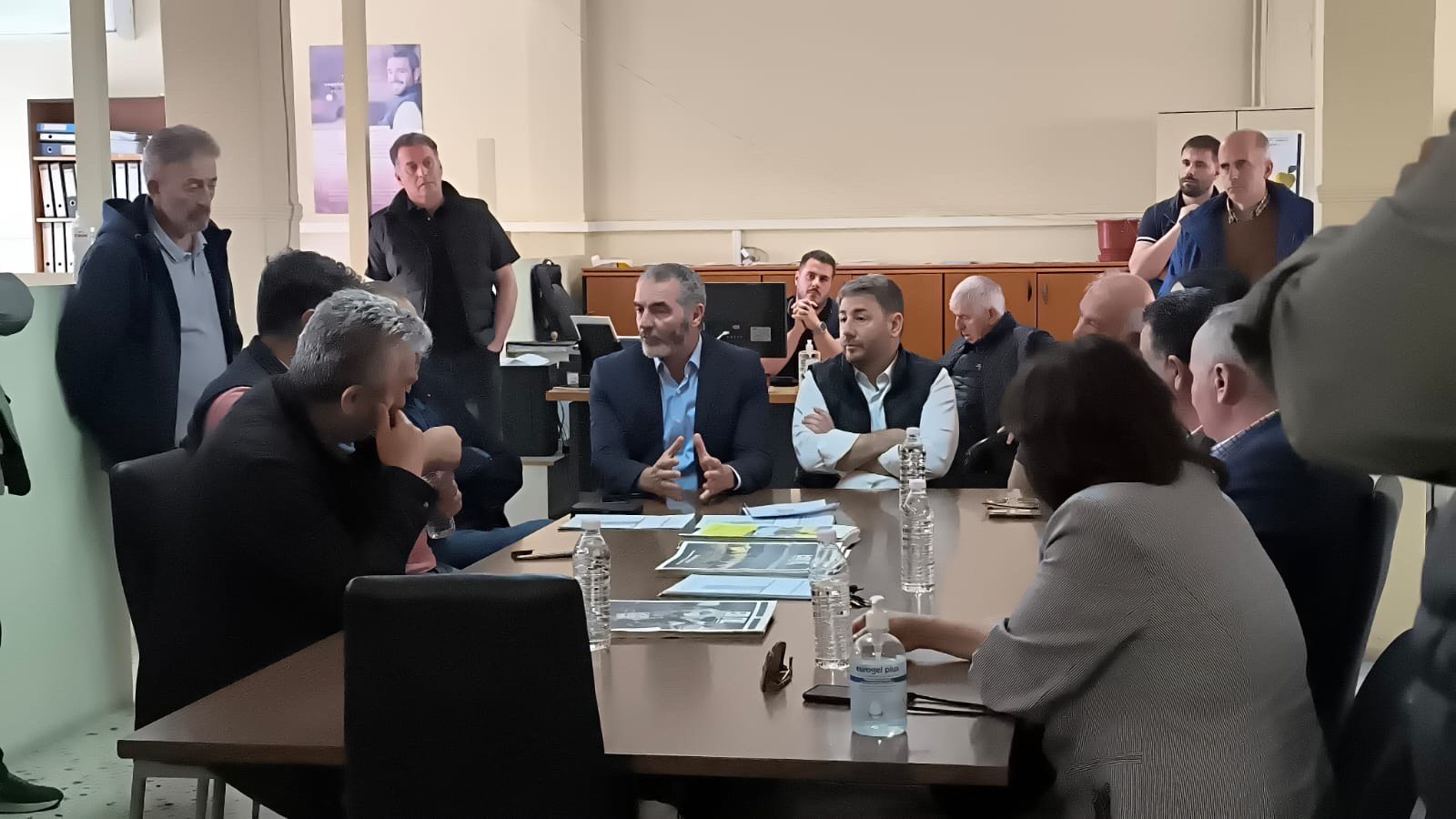 Στα Γρεβενά με τον Νίκο Ανδρουλάκη ο Μανόλης Χνάρης