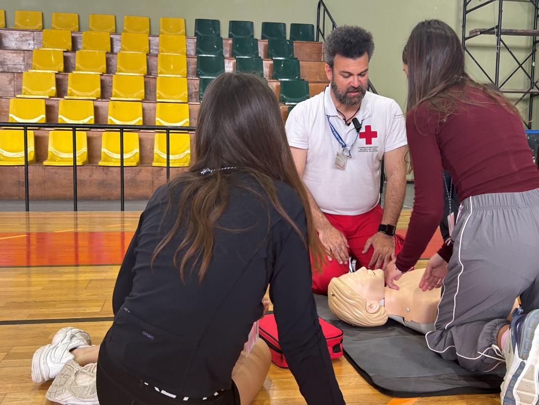 Με επιτυχία η εκπαιδευτική δράση ΚΑΡΠΑ σε 400 μαθητές στα Χανιά