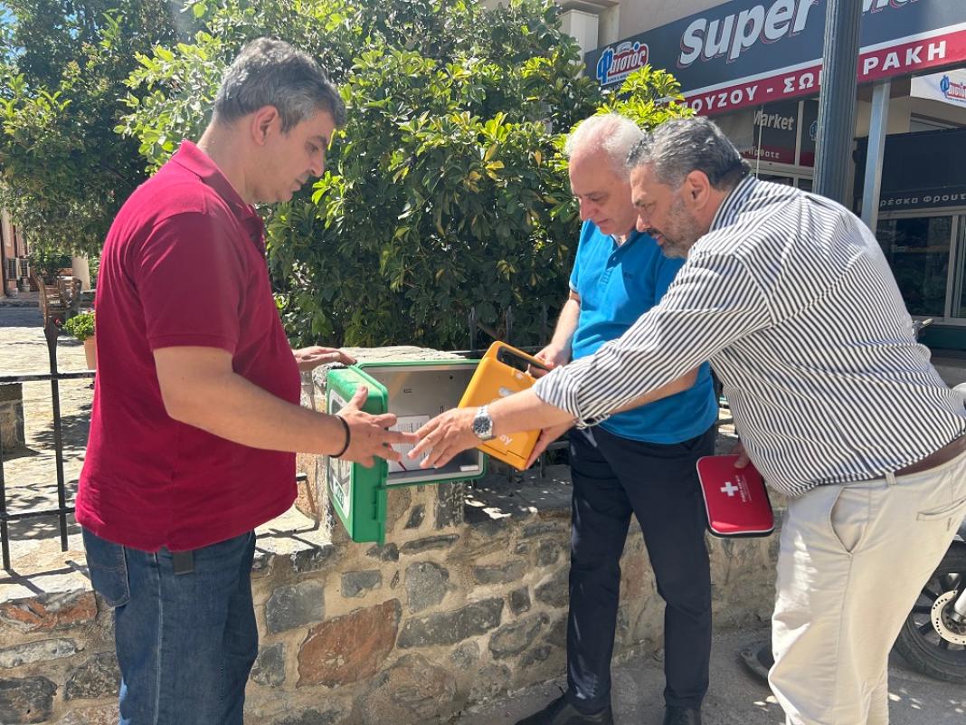 Τοποθέτηση αυτόματων εξωτερικών απινιδωτών στον Δήμο Βιάννου στο πλαίσιο του Προγράμματος «ΖΩΗ» της Περιφέρειας Κρήτης