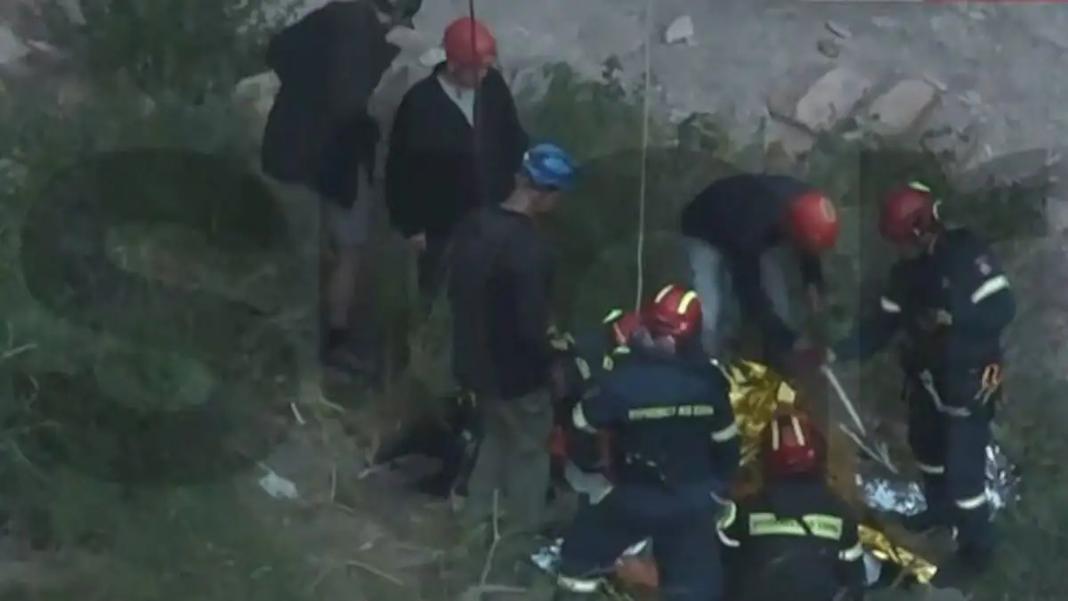 Επιχείρηση διάσωσης 30χρονου σπηλαιολόγου που έπεσε σε χαράδρα 55 μέτρων