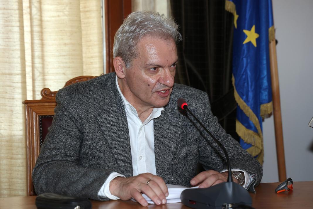 Αλέξης Καλοκαιρινός: «9 Μαΐου 1945. Η τελευταία πράξη του Β´ Παγκόσμιου Πολέμου γράφεται στο Ηράκλειο»