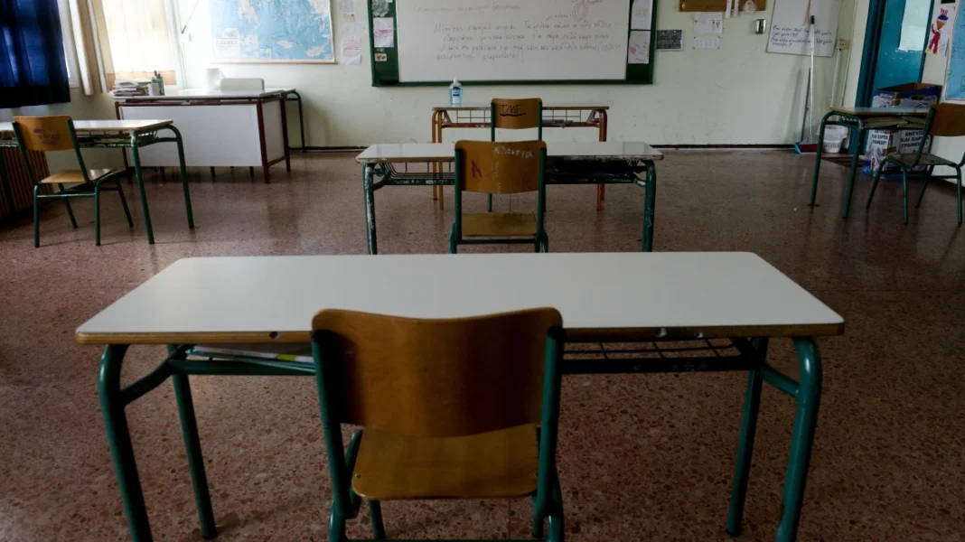 15χρονος έκαψε με τσιγάρο το χέρι μαθήτριας σε σχολείο