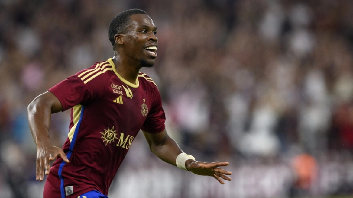 ΑΕΚ: Στην Αθήνα ο Κουτέσα, περνάει ιατρικά σήμερα και υπογράφει