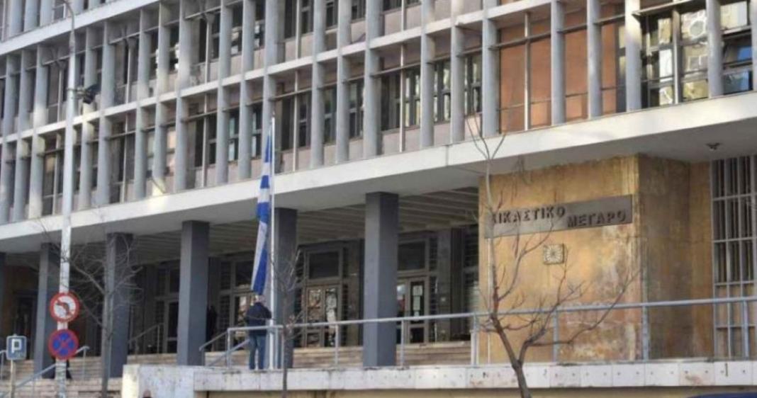Ελεύθερες οι 3 ανήλικες που χτύπησαν 14χρονη και το βιντεοσκόπησαν