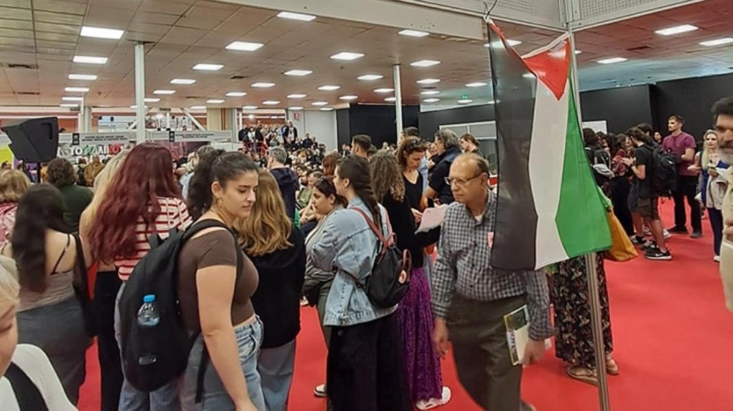 Θεσσαλονίκη: Εισέβαλαν στην Έκθεση Βιβλίου και ματαίωσαν εκδήλωση για τη λογοτεχνία του Ισραήλ