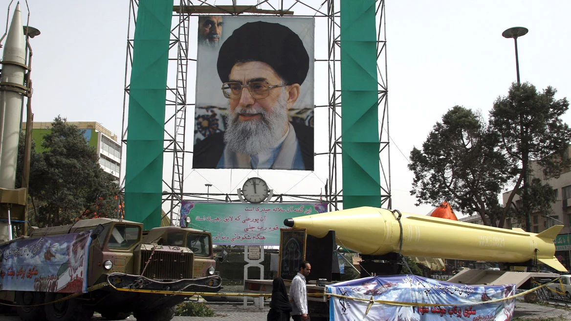 Νέες κυρώσεις των ΗΠΑ στο Ιράν εν μέσω διαπραγματεύσεων για το πρόγραμμα πυρηνικής ενέργειας της Ισλαμικής Δημοκρατίας