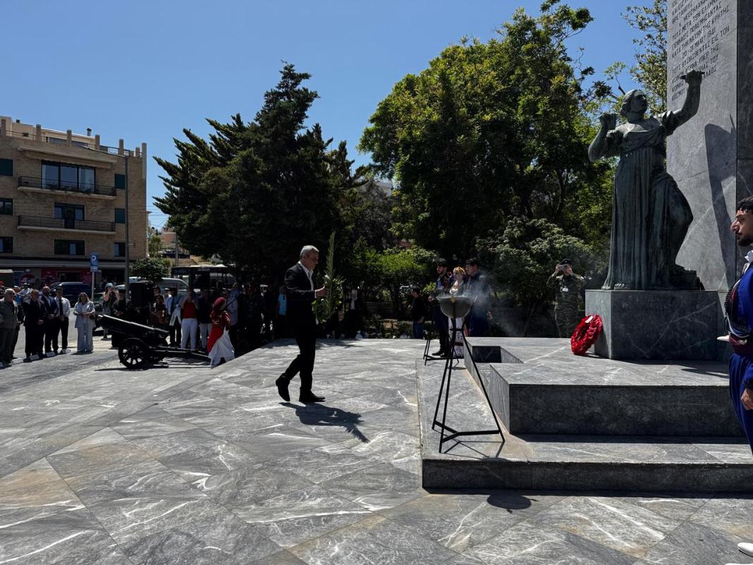 Στις εκδηλώσεις για τον εορτασμό της Μάχη της Κρήτης ο Χάρης Μαμουλάκης