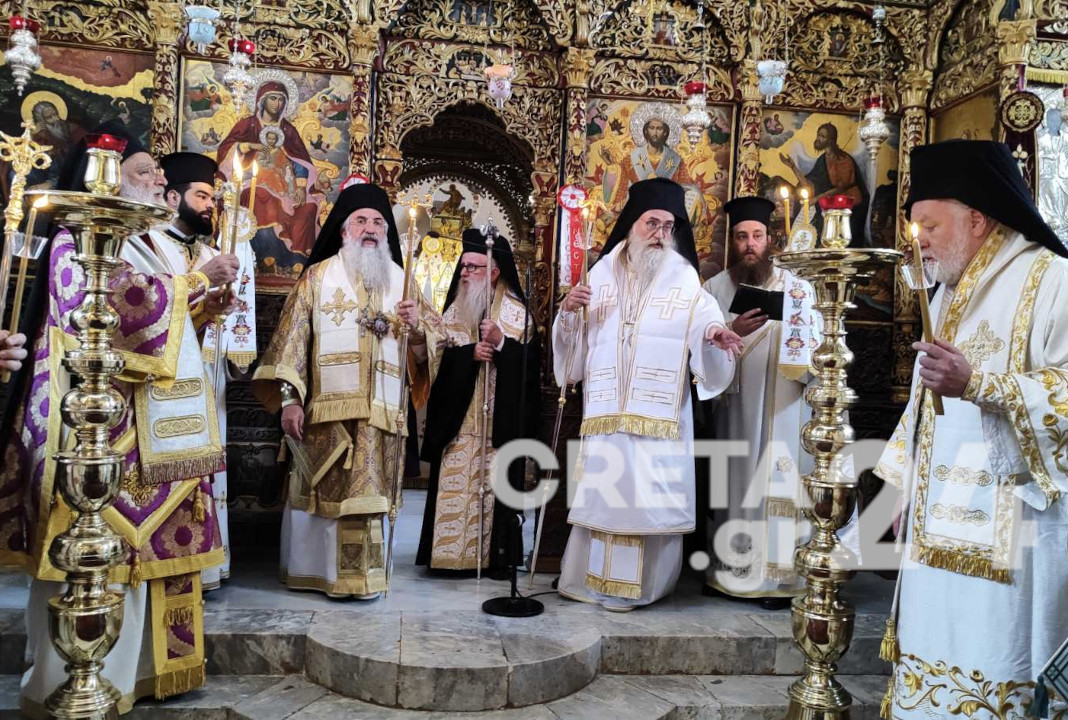 Σε κλίμα συγκίνησης το 40ήμερο μνημόσυνο του Μητροπολίτη Δαμασκηνού