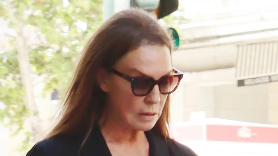 Βάνα Μπάρμπα: Πήρε εξιτήριο από το νοσοκομείο μετά το εγκεφαλικό και ετοιμάζεται για σειρά εξετάσεων