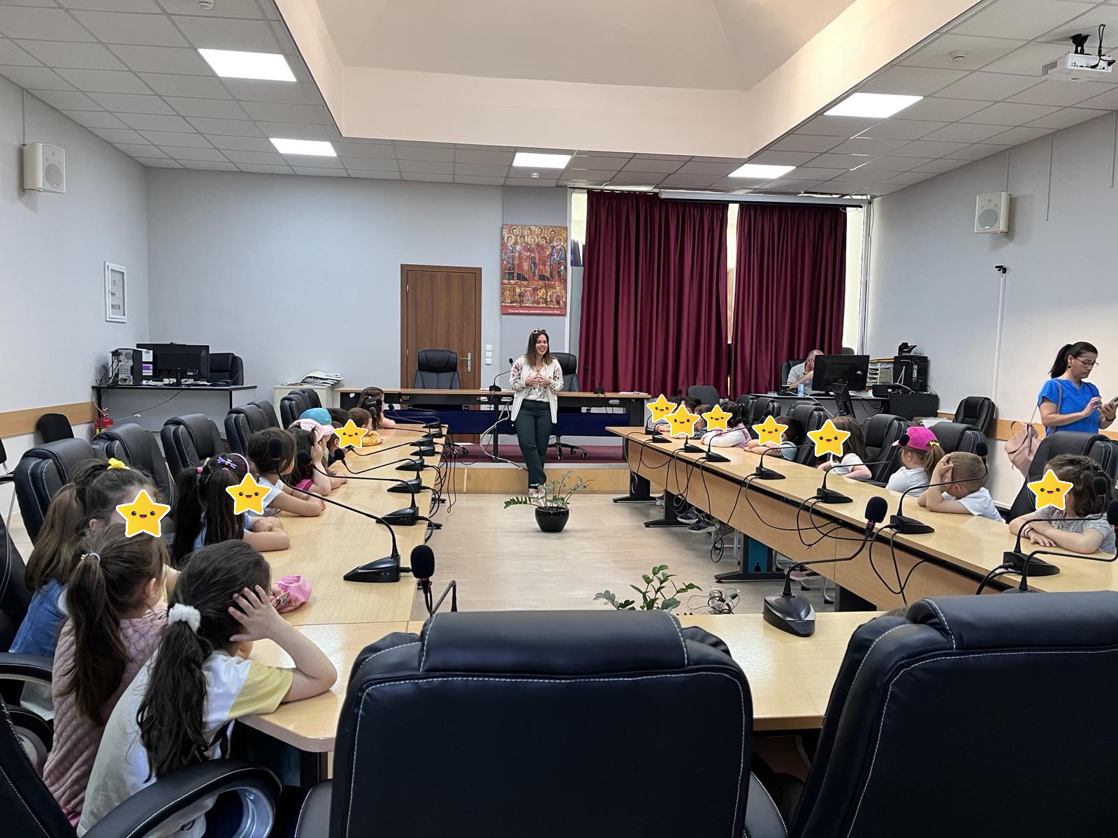 Λιλιπούτειοι μαθητές επισκέφθηκαν το Δημαρχείο Γόρτυνας