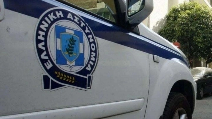Διακινούσαν ναρκωτικά έξω από σχολείο – Τρεις συλλήψεις