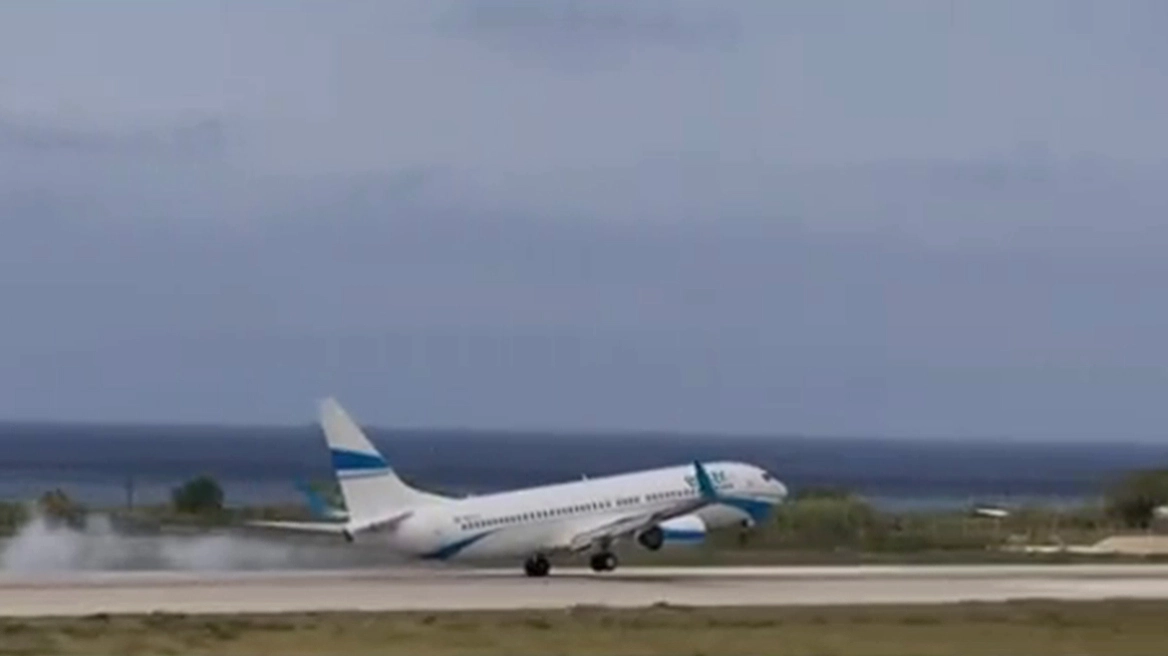Αεροπλάνα δεν μπορούσαν να προσγειωθούν στη Ρόδο λόγω των πλάγιων ανέμων (βίντεο)