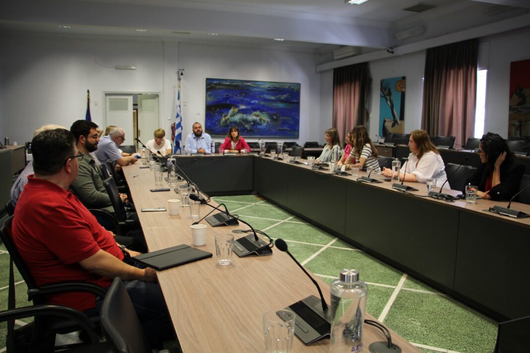 Ενημερωτική συνάντηση για τη συνεργασία του Δήμου Χανίων με ακαδημαϊκά ιδρύματα της πόλης για τις δράσεις «Έξυπνων Πόλεων» του Ταμείου Ανάκαμψης