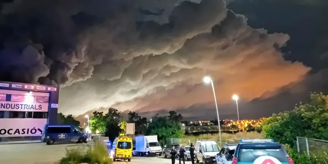 Ισπανία-Καταλονία: Πάνω 160.000 άνθρωποι παραμένουν στα σπίτια τους λόγω τοξικού νέφους χλωρίου