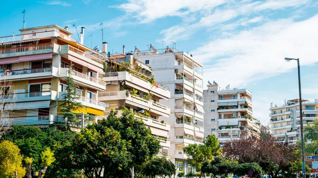 Ενοίκια: Πλησιάζει το τέλος στις πληρωμές με μετρητά – Το σχέδιο και τα «αγκάθια» για καταβολές μόνο μέσω τράπεζας