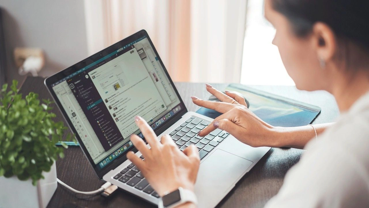 Η Βρετανία «πρωταθλήτρια» Ευρώπης στην τηλεργασία – Ποια η θέση της Ελλάδας
