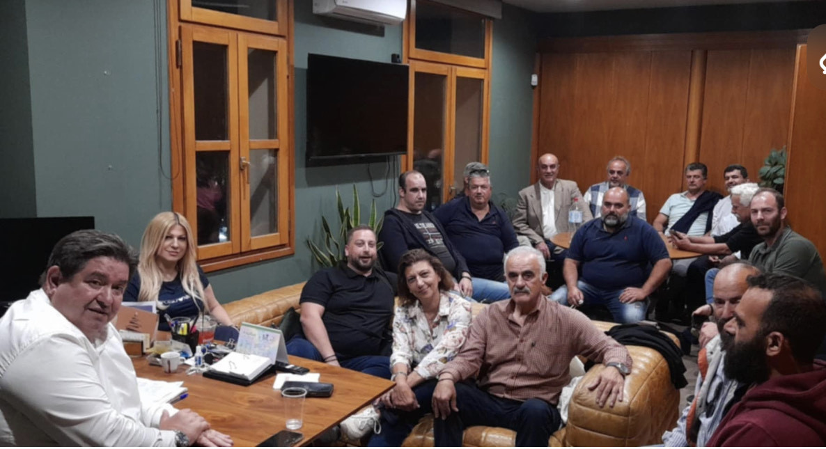 Mε Προέδρους Κοινοτήτων του Δήμου Ηρακλείου συναντήθηκε ο Μ. Καραμαλάκης