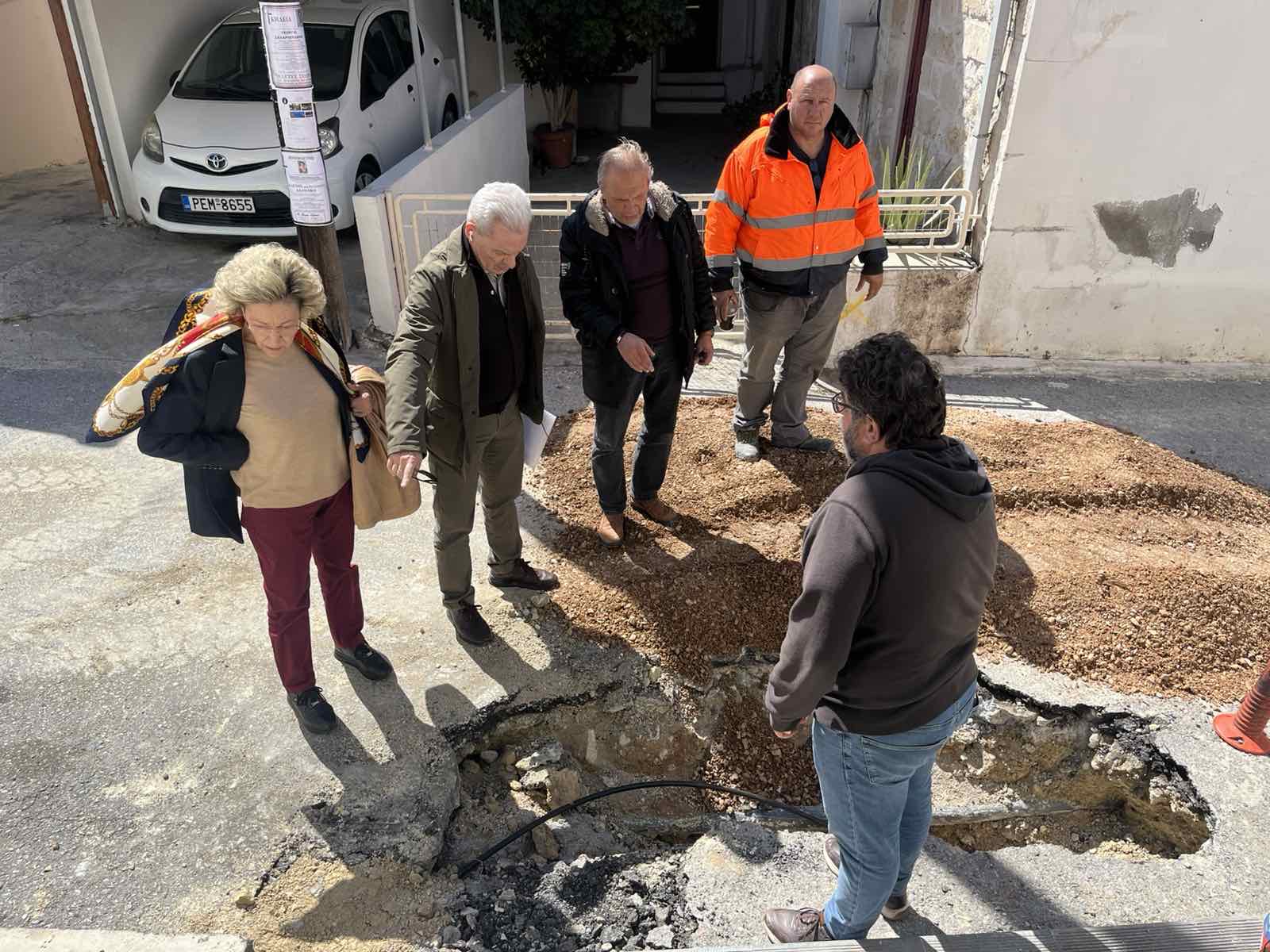 Σε εξέλιξη οι επιστημονικές έρευνες για την αντιμετώπιση του γεωδυναμικού φαινομένου στις Βούτες