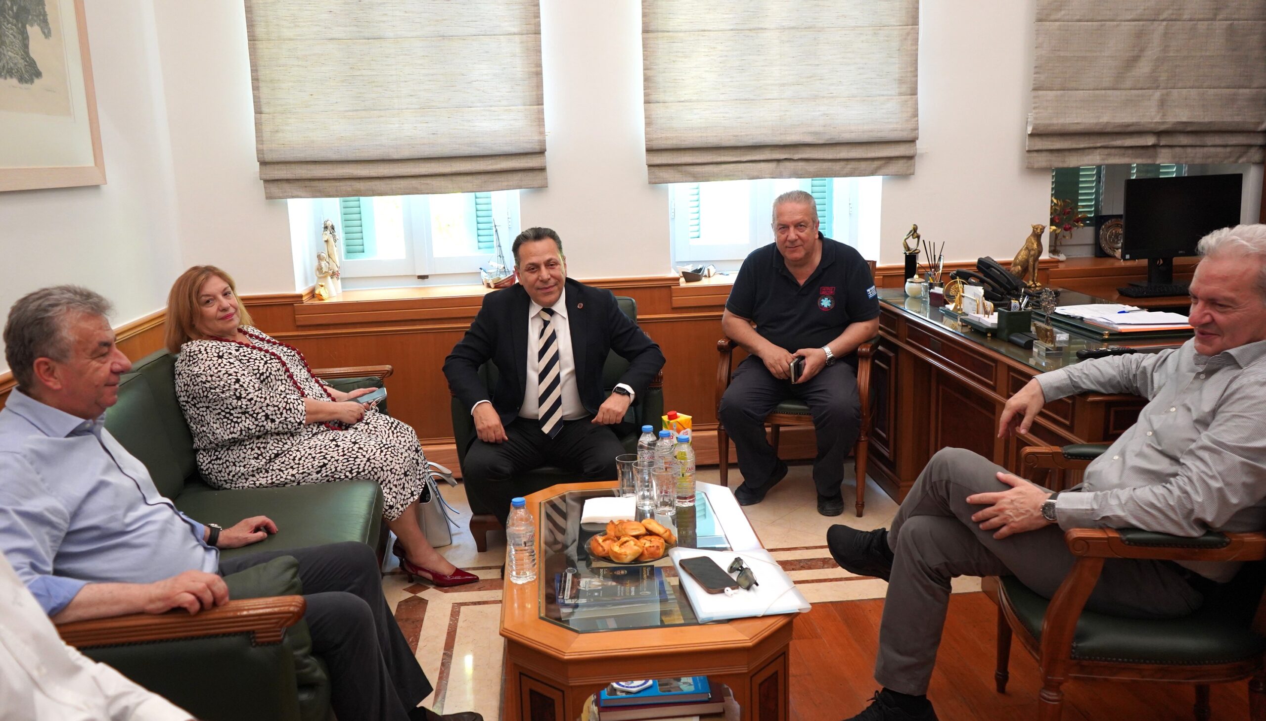 Στον Περιφερειάρχη Κρήτης ο Πρόεδρος του ΕΚΑΒ