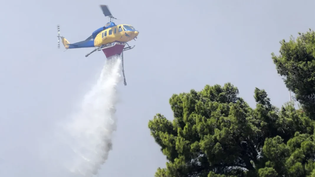 Υπό έλεγχο η φωτιά στη Ναύπακτο – Δεν έχουν καταγραφεί ζημιές σε κατοικίες
