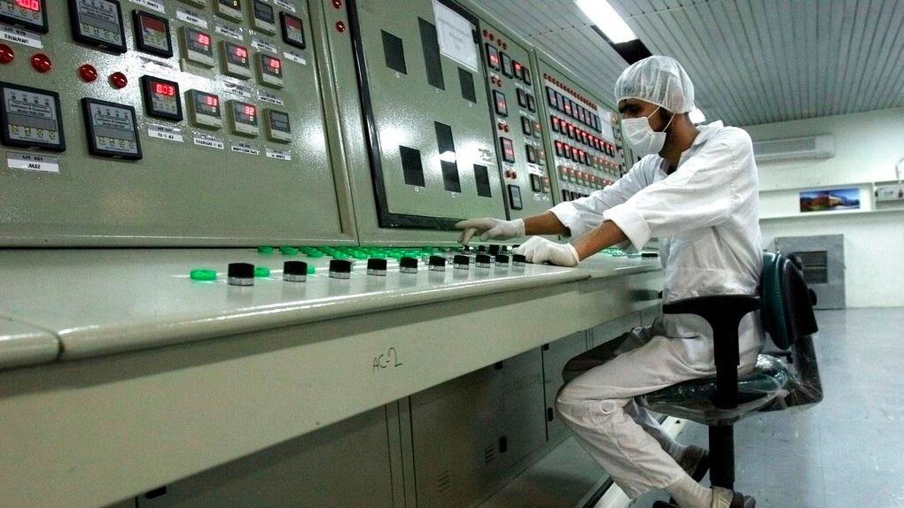 Περιορισμένες οι ζημιές στις πυρηνικές εγκαταστάσεις του Ιράν – Τι γίνεται με τη ραδιενέργεια