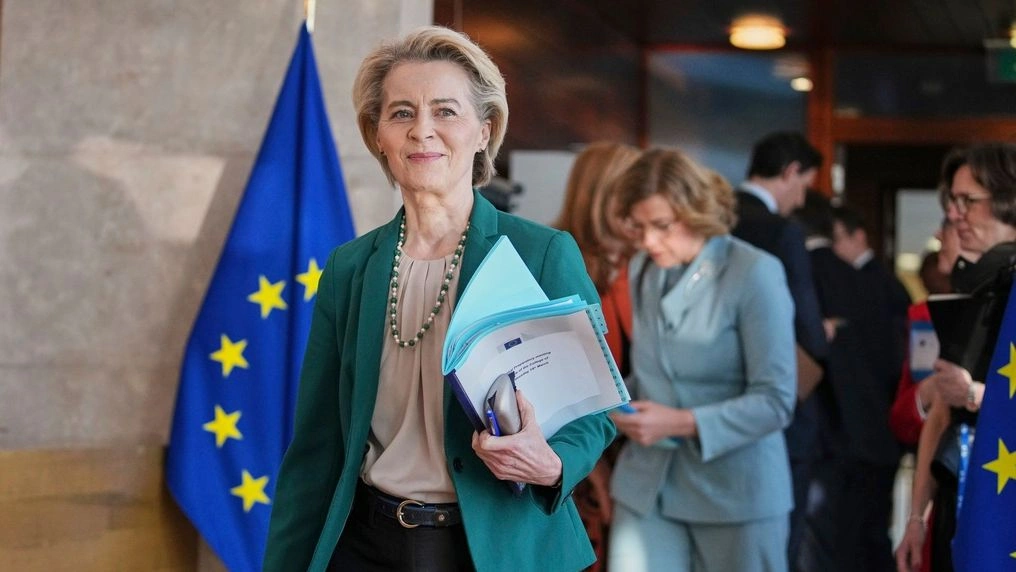 Φον ντερ Λάιεν: Ανοικτά όλα τα ενδεχόμενα για συμφωνία ανάμεσα στην ΕΕ και τις ΗΠΑ για τους δασμούς