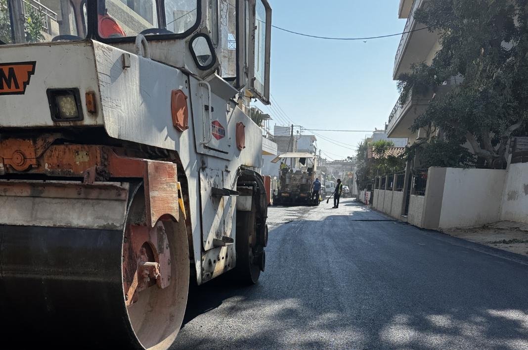 Συνεχίζονται οι ασφαλτοστρώσεις στην 3η Δημοτική Κοινότητα Ηρακλείου