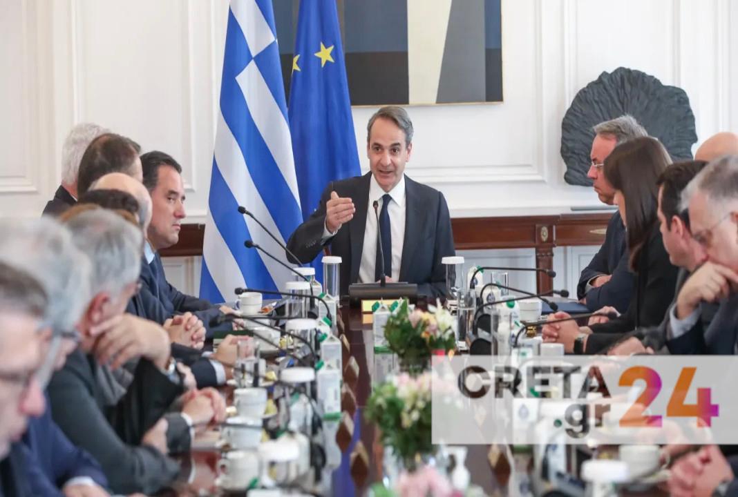 Τη Δευτέρα το Υπουργικό συμβούλιο μετά τις παραιτήσεις Βορίδη, Χατζηβασιλείου, Σταμενίτη και Μπουκώρου