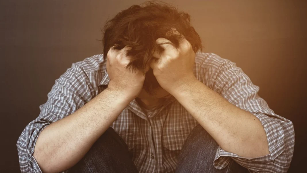 Πώς η έλλειψη ποικιλίας βακτηρίων στο στόμα μπορεί να συνδέεται με την κατάθλιψη