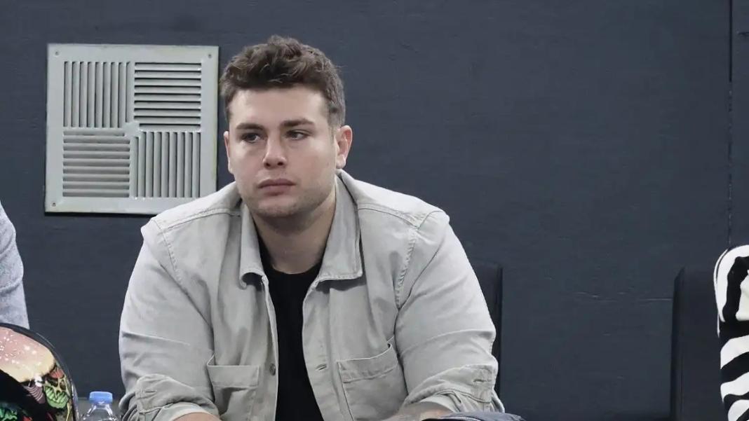 Συνελήφθη ο influencer Αλέξανδρος Κοψιάλης: Τον έπιασαν να οδηγεί χωρίς δίπλωμα