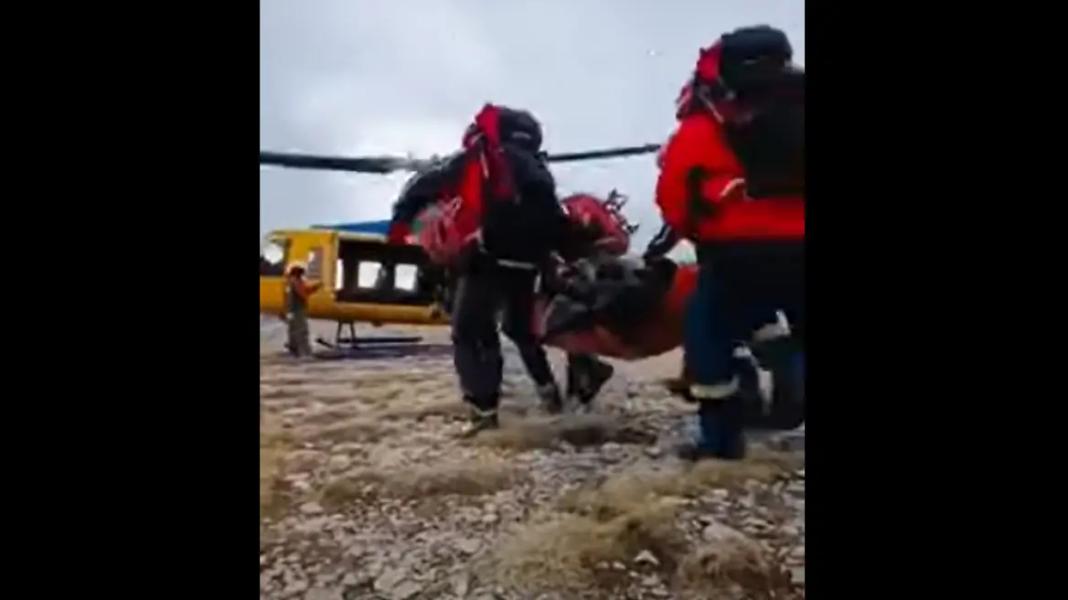Νεκρή η 60χρονη Γερμανίδα ορειβάτης που έπεσε σε δύσβατο σημείο – Βίντεο από την επιχείρηση της πυροσβεστικής