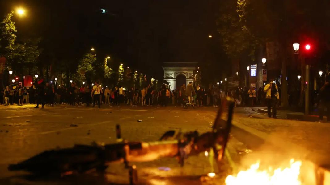 Παρίσι: Επεισόδια πριν και μετά τον τελικό του Champions League – Συγκρούσεις, καμένα αυτοκίνητα και 294 συλλήψεις