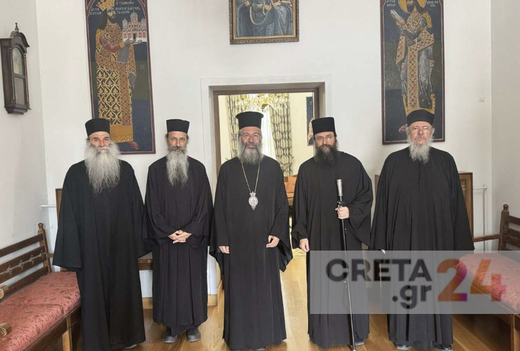 Το προσκύνημα του μητροπολίτη στο Άγιον Όρος