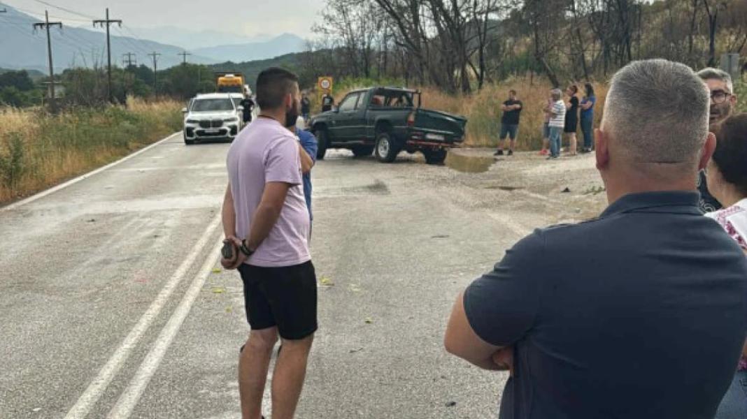 Ένας νεκρός σε σύγκρουση ΙΧ με αγροτικό – Εικόνες