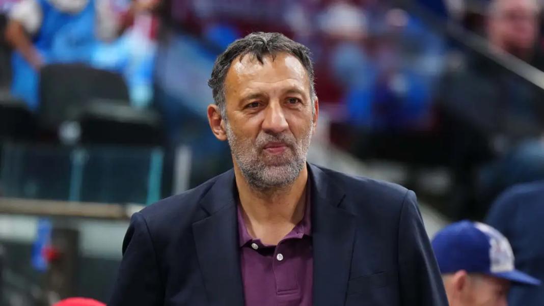 Βλάντε Ντίβατς: Κρίσιμες ώρες για το θρύλο του μπάσκετ μετά από τροχαίο με τη μηχανή του, νοσηλεύεται σε σοβαρή κατάσταση