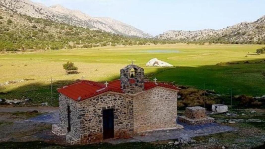 Εορτασμός του Αγίου Πνεύματος, της Φύσης, της 84ης  Επετείου από την Μάχη της Κρήτης και της Αντίστασης στην Βιάννο