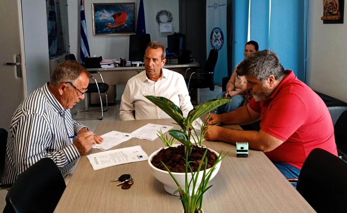 Υπογραφή σύμβασης για αρδευτική γεώτρηση στο δήμο Χερσονήσου