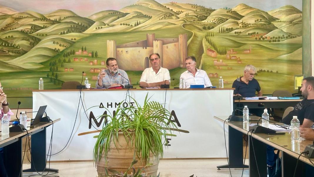 «Ναι» από το Δημοτικό Συμβούλιο για την εκ νέου υποβολή αιτήματος προς το Υπουργείο Εθνικής Άμυνας για την παραχώρηση του στρατοπέδου Ζωγραφάκη- Πλευράκη στο Δήμο Μινώα Πεδιάδας