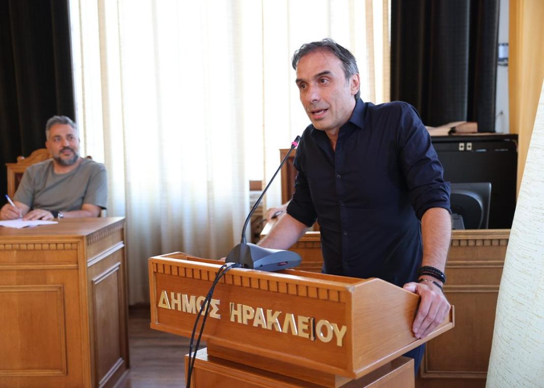 Παρουσία Καλοκαιρινού και Πουρσανίδη η κρίσιμη συνεδρίαση για το Παγκρήτιο Στάδιο