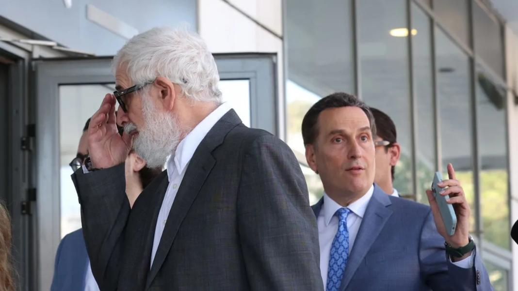 Ένοχος αλλά εκτός φυλακής ο Φιλιππίδης – Τρία χρόνια φυλάκιση με αναστολή