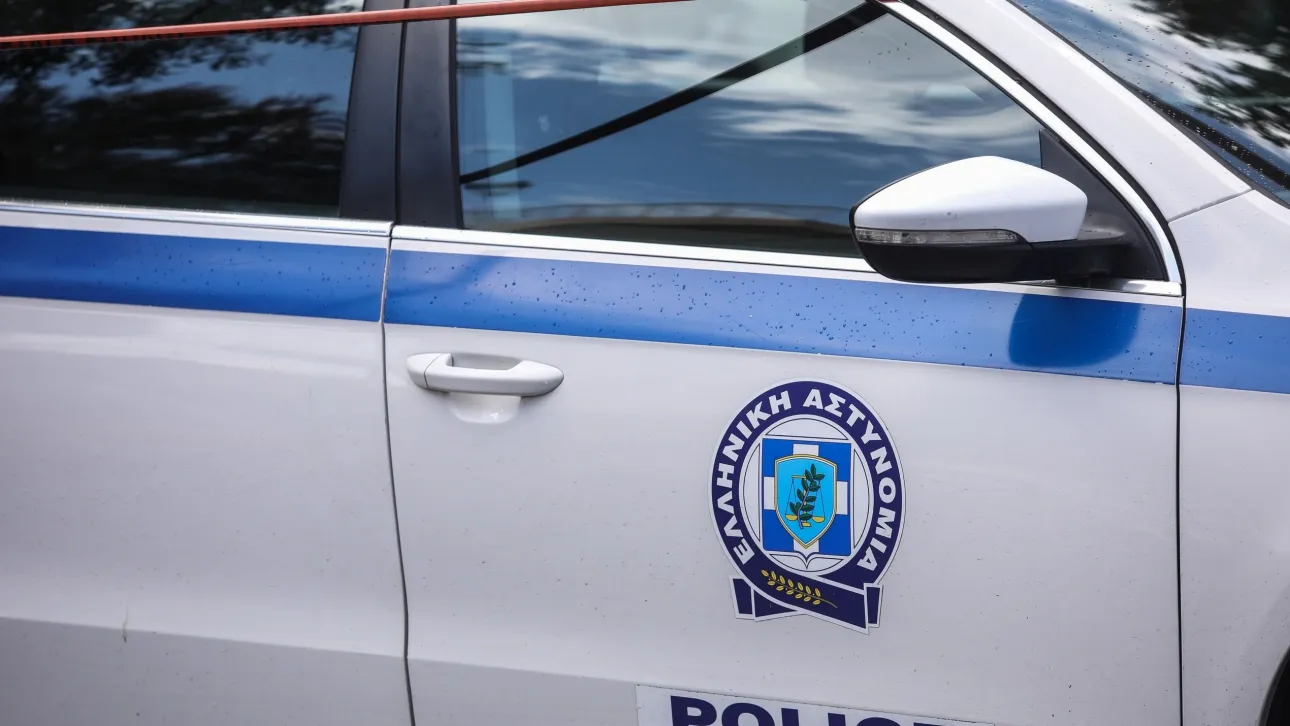 Συνελήφθη 17χρονος για τον ξυλοδαρμό συνομήλικού του – Χειροπέδες και στη μητέρα του