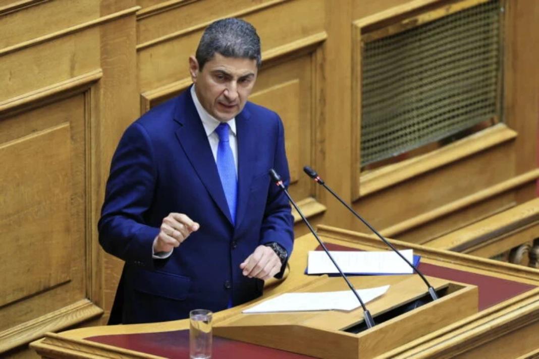 Βουλή: Άρση ασυλίας Αυγενάκη, Παπαδόπουλου για το επεισόδιο στο αεροδρόμιο και την εισβολή στην Πινακοθήκη
