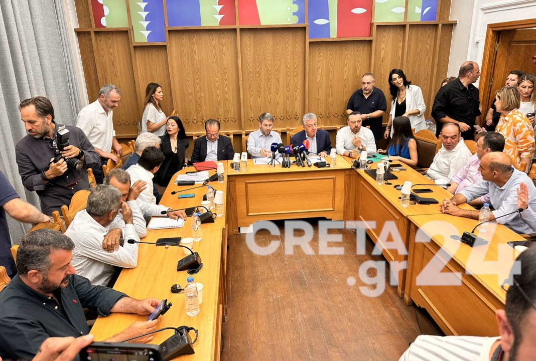 Aνδρουλάκης από Κρήτη για μεταναστευτικό: «Κοροϊδία» η κατάργηση ασύλου – Επιτάχυνση του επαναπατρισμού η πρόταση του ΠΑΣΟΚ