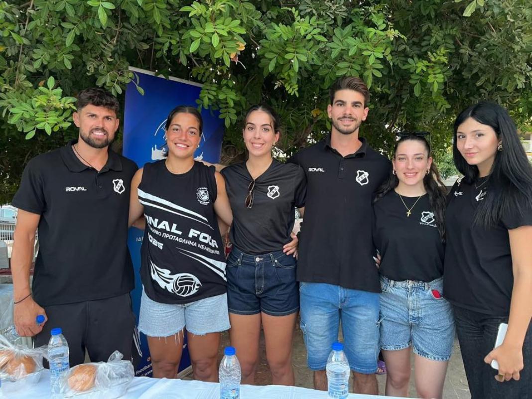 Μια σπουδαία ενέργεια αγάπης και εθελοντισμού από τους αθλητές του ΟΦΗ-Moίρασαν φαγητό και είδη πρώτης ανάγκης