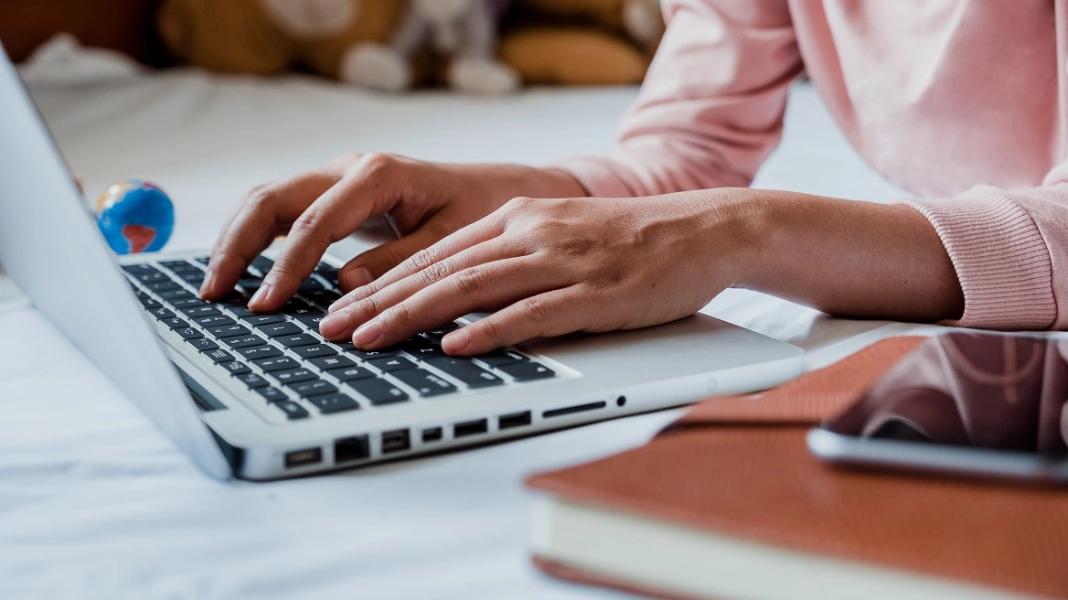 Σε ισχύ το voucher 2.250 ευρώ από τη ΔΥΠΑ, ποιοι άνεργοι μπορούν να συμμετάσχουν στο νέο πρόγραμμα