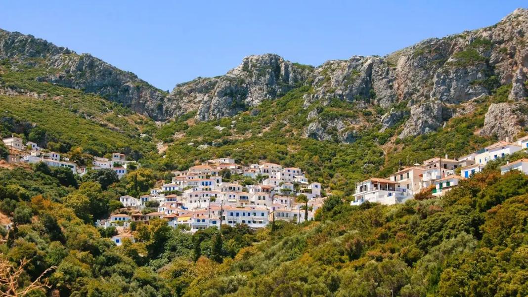 Πολεοδομική ρύθμιση: Τι αλλάζει για τους οικισμούς με 700 κατοίκους, τι με 701 έως 2.000 – 8 ερωτήσεις και απαντήσεις